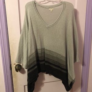 Poncho sweater